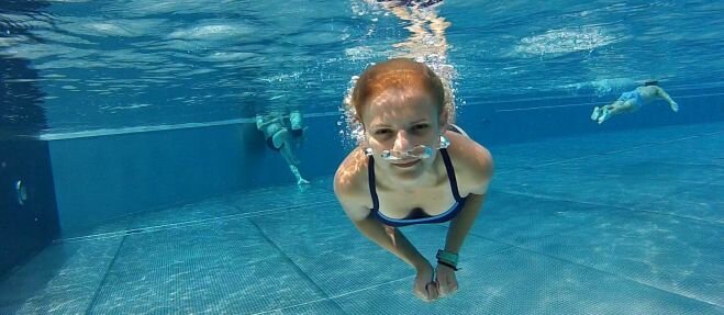 Dobra wiadomość na ferie! Baseny i lodowisko za darmo!