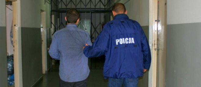 Student podał motyw dla kt&oacute;rego zaatakował wsp&oacute;łlokator&oacute;w