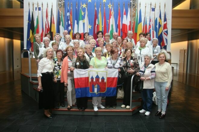 Apel ponad partyjnymi podziałami