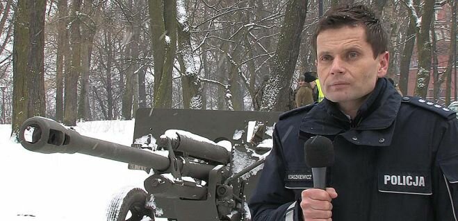 Pocisk wybuchł mu prosto w twarz. Mężczyzna może stracić wzrok!