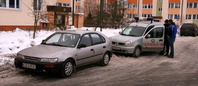 Auto nie odpala? Dzwoń po Straż Miejską!