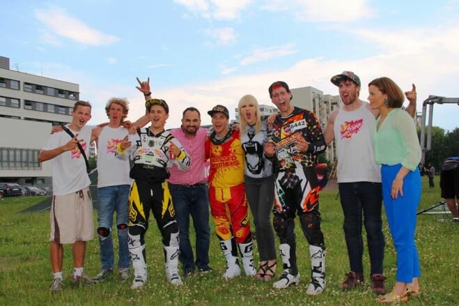 Ekipa Sky Fighters z Barcina zachwyciła jury programu Mam Talent.