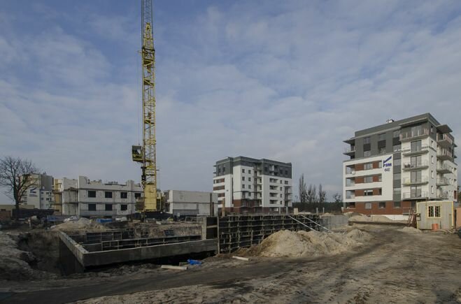 Trwa budowa przy ulicy Powstańc&oacute;w Warszawy