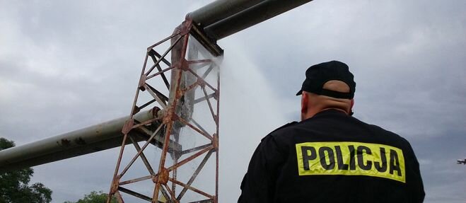 Z ostatniej chwili: Awaria sieci grzewczej w Fordonie. Woda leje się strumieniami!