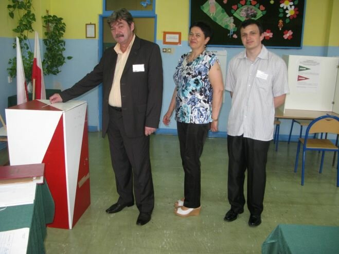 Słaba frekwencja w wyborach do Parlamentu Europejskiego